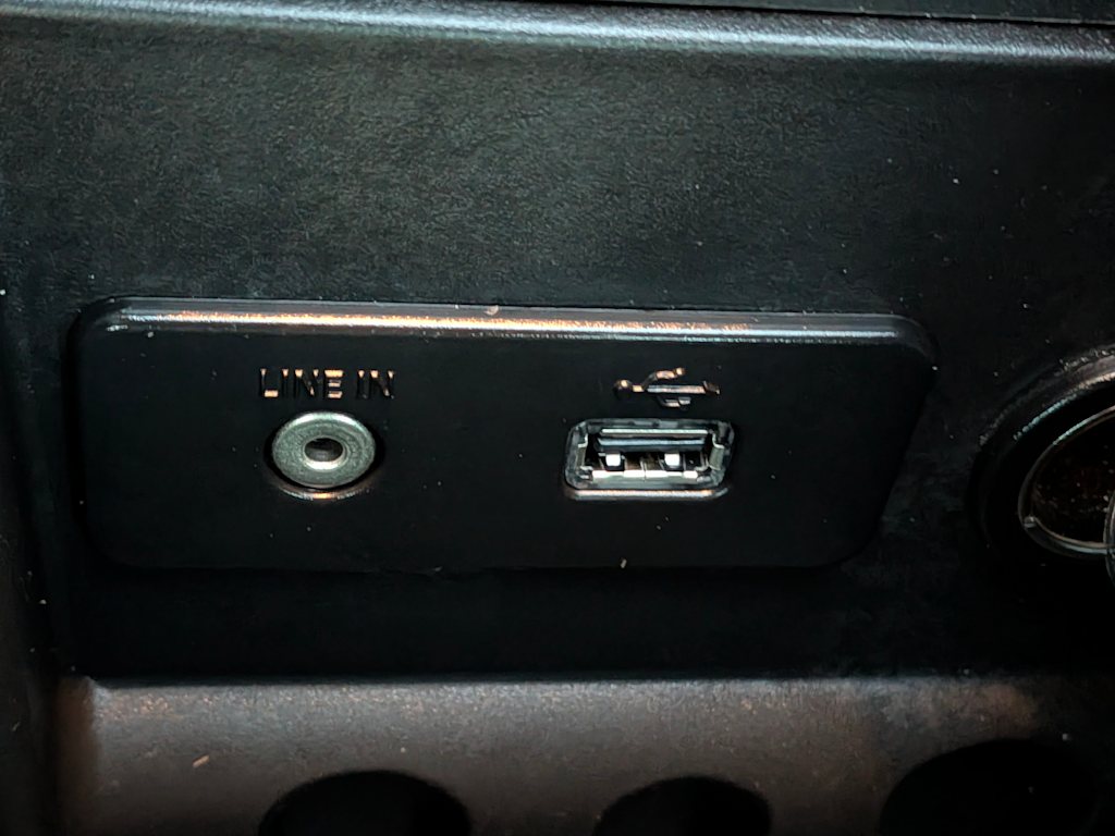 Thumbnail: 2011 Ford Mustang - 24