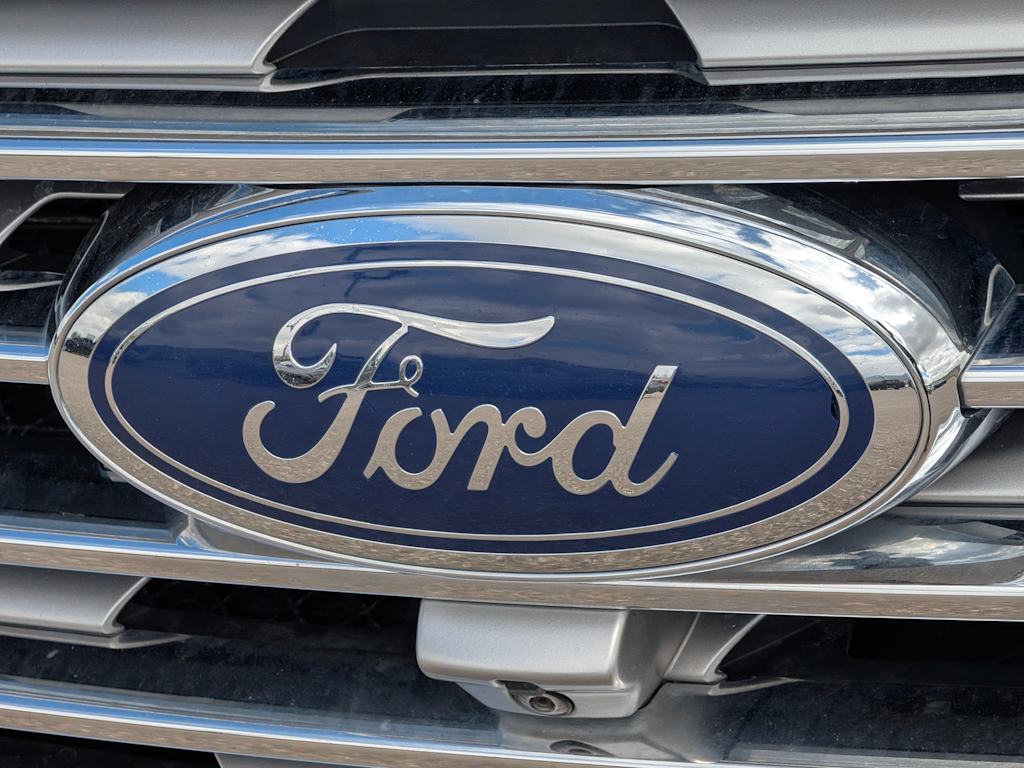 Thumbnail: 2020 Ford Edge - 7