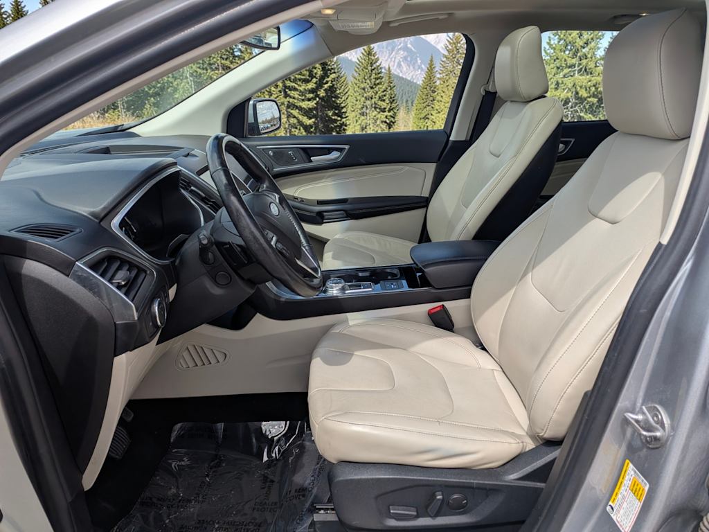 Thumbnail: 2020 Ford Edge - 11