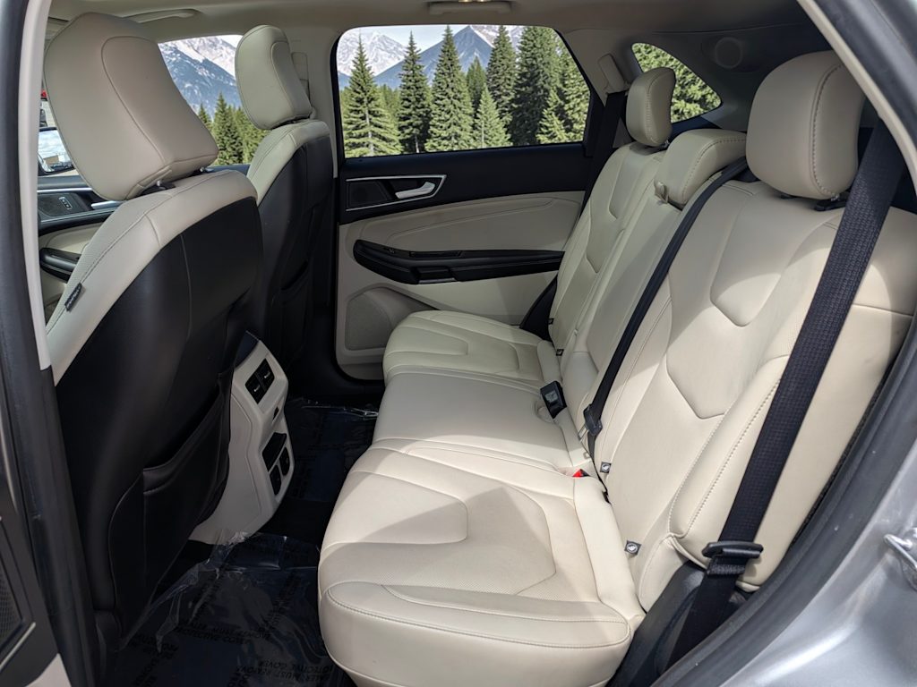 Thumbnail: 2020 Ford Edge - 13