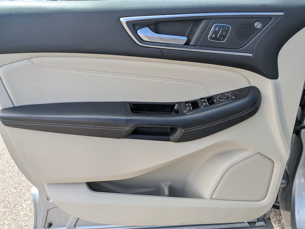 Thumbnail: 2020 Ford Edge - 27