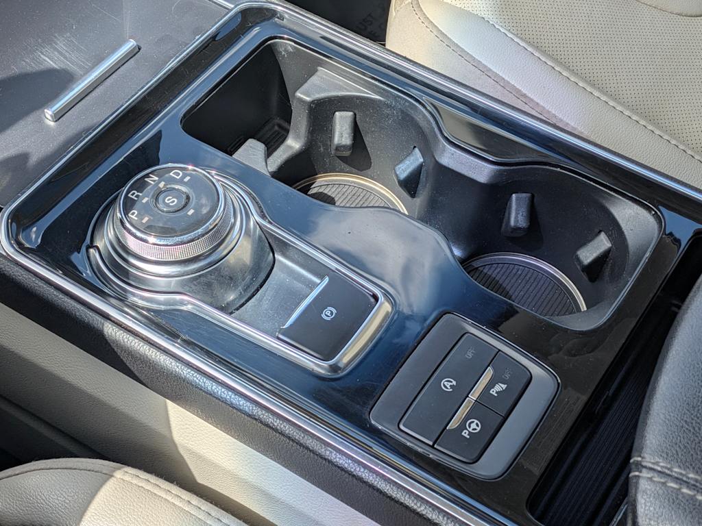 Thumbnail: 2020 Ford Edge - 36