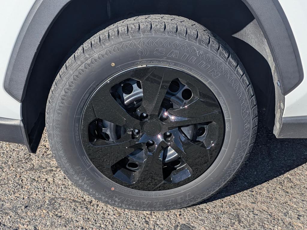 Thumbnail: 2020 Toyota RAV4 - 8