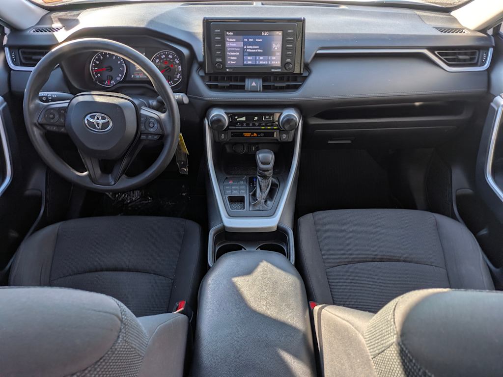 Thumbnail: 2020 Toyota RAV4 - 10