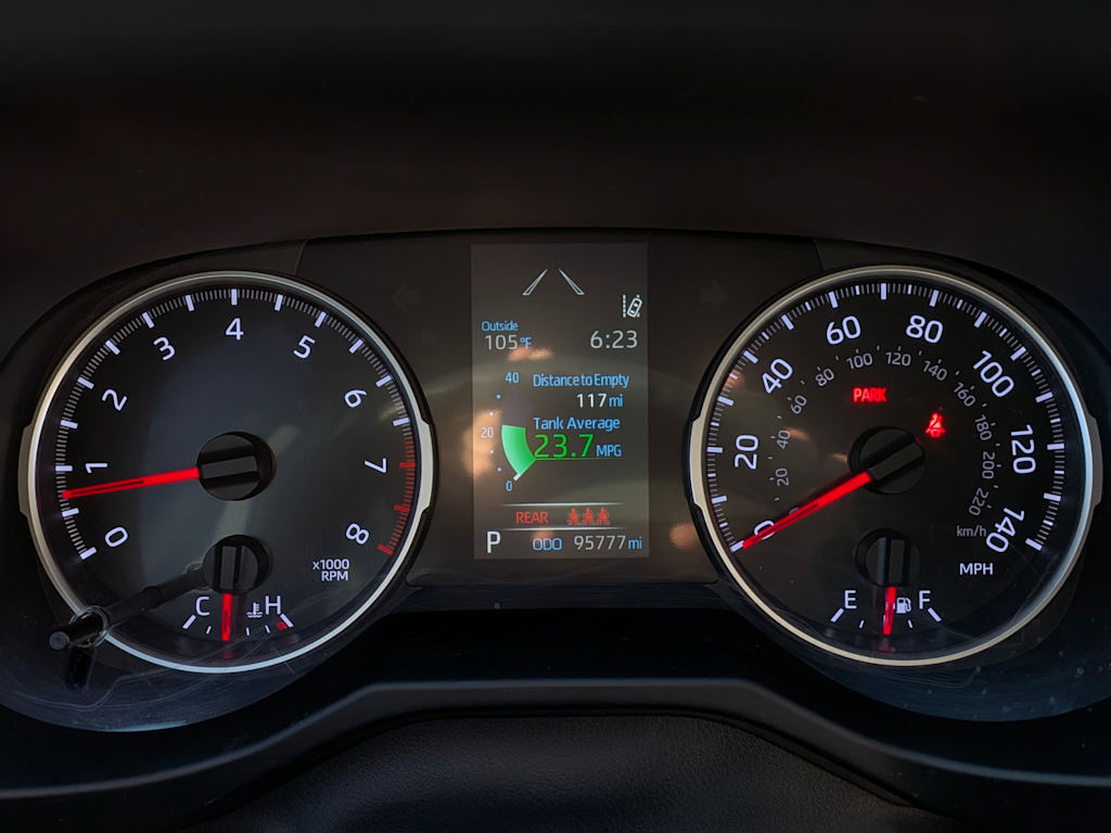 Thumbnail: 2020 Toyota RAV4 - 17