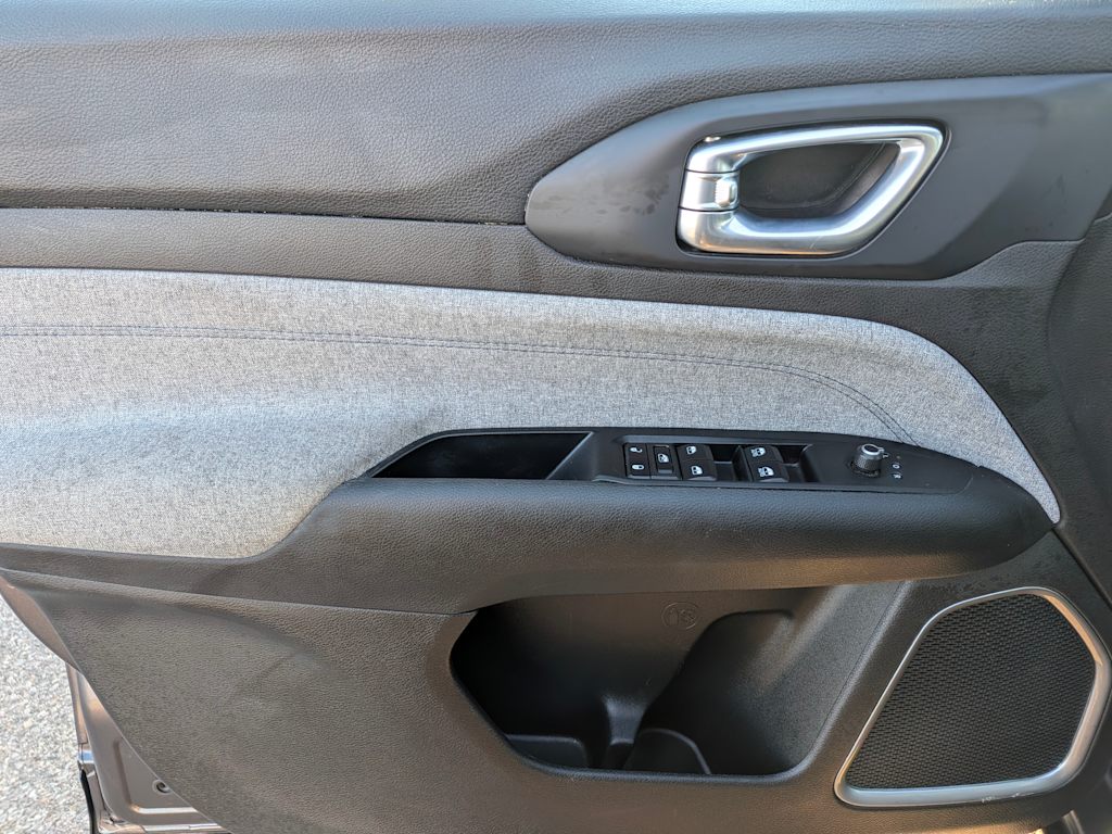Thumbnail: 2024 Jeep Compass - 25
