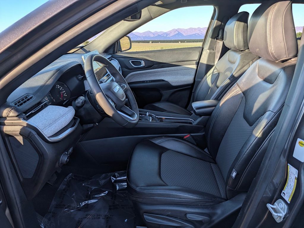 Thumbnail: 2024 Jeep Compass - 11