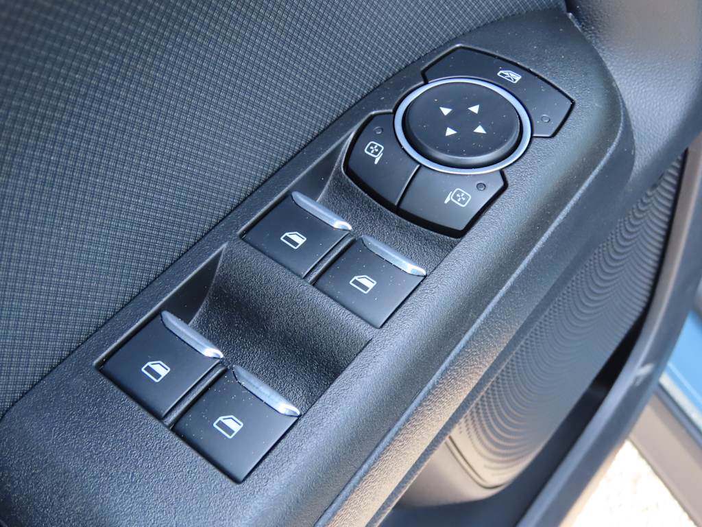 Thumbnail: 2022 Ford Bronco Sport - 29