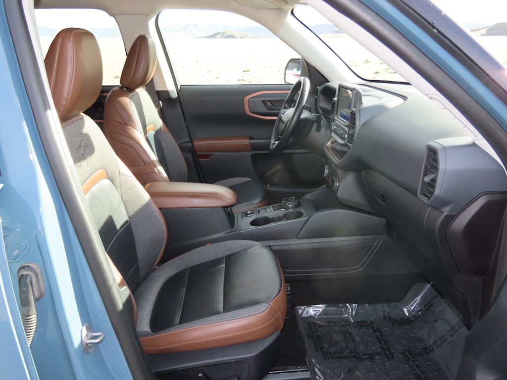 Thumbnail: 2022 Ford Bronco Sport - 12