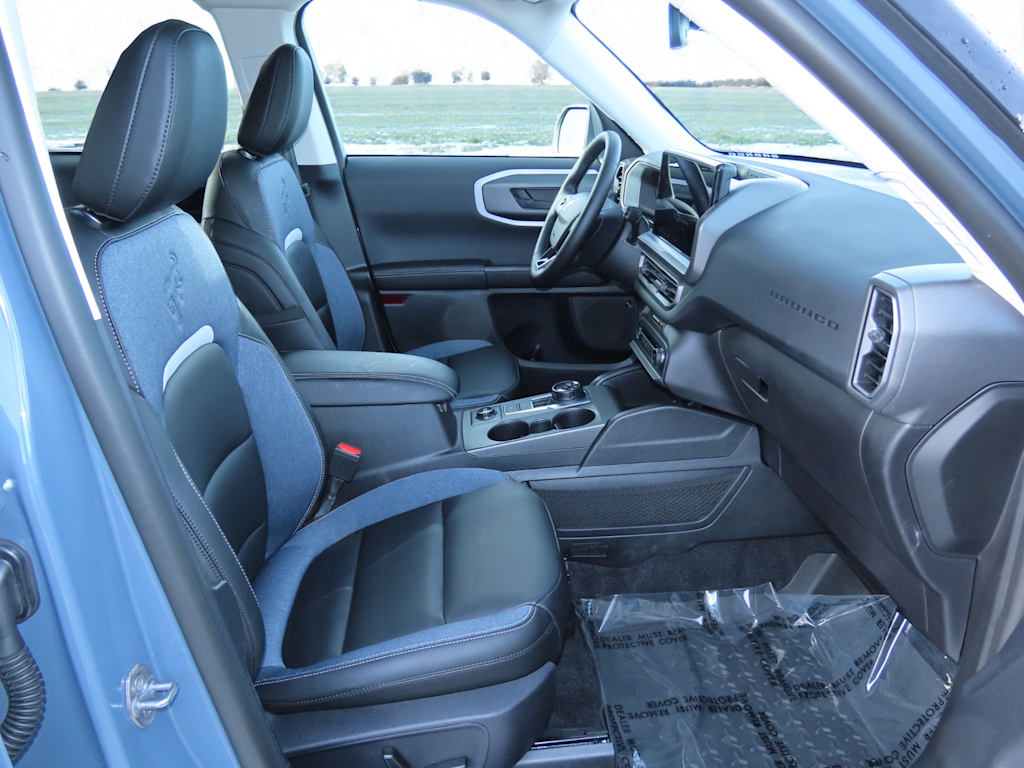 Thumbnail: 2025 Ford Bronco Sport - 12