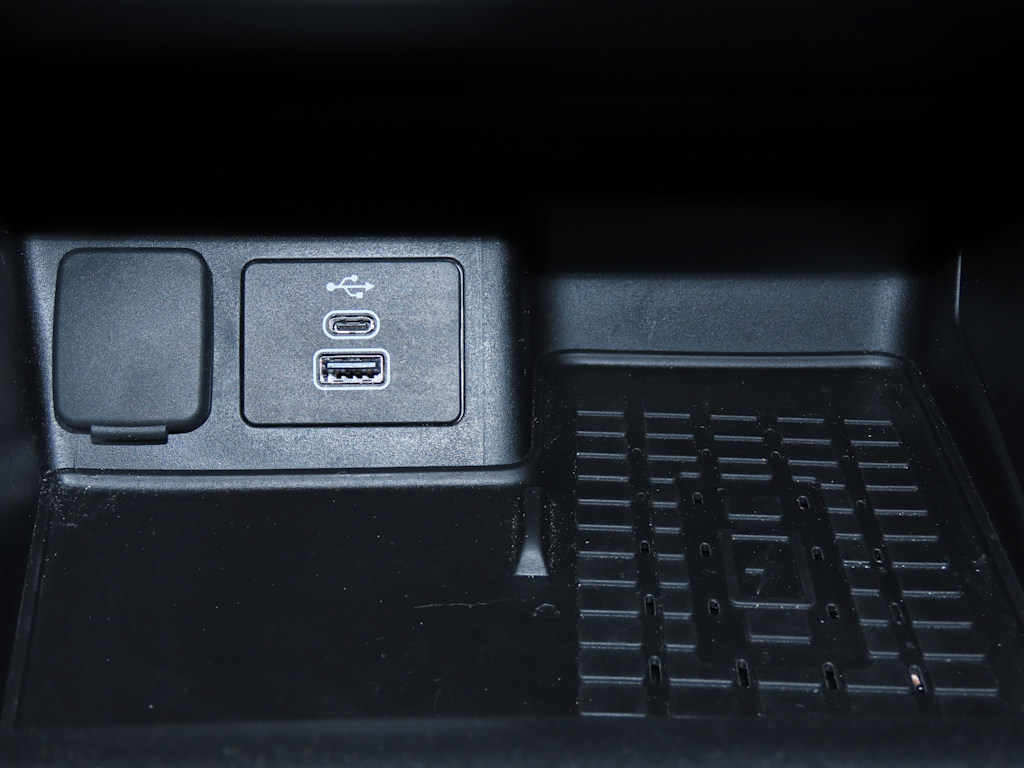 Thumbnail: 2025 Ford Bronco Sport - 18