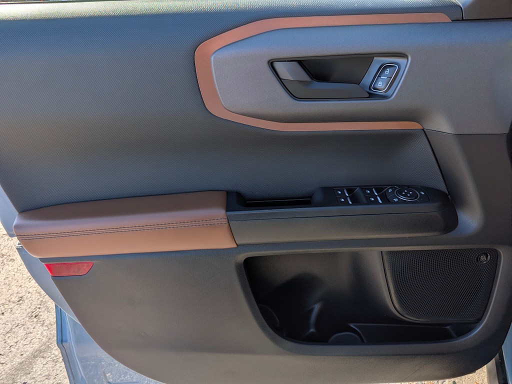 Thumbnail: 2022 Ford Bronco Sport - 28