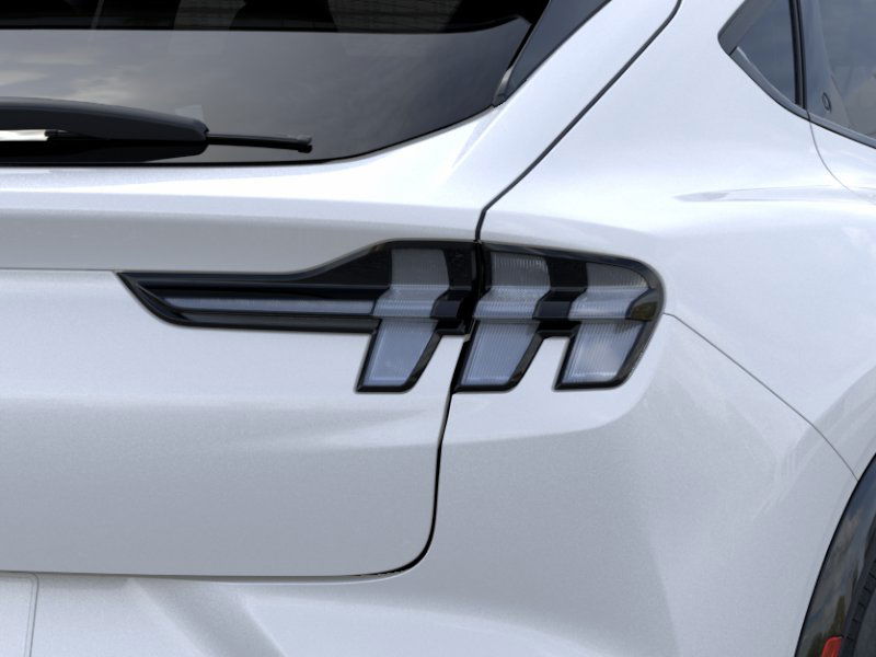 2025 Ford Mustang Mach-E Premium 21