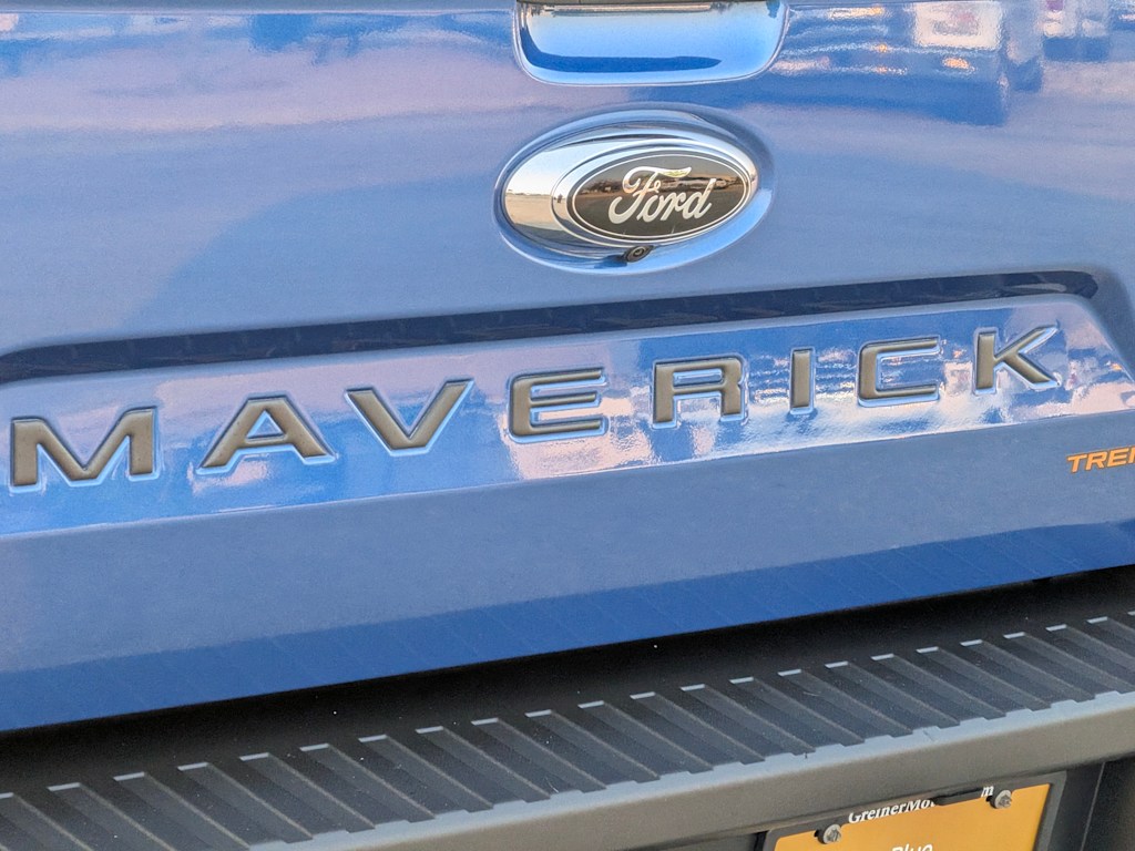 Thumbnail: 2023 Ford Maverick - 7
