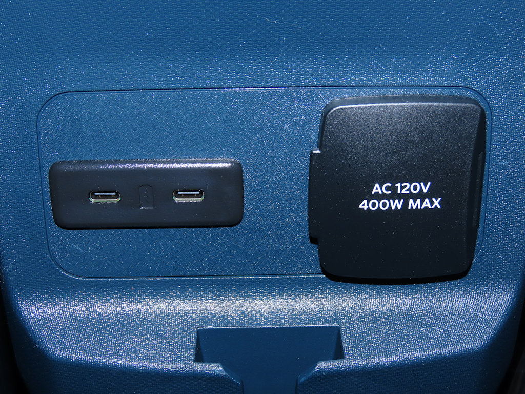 Thumbnail: 2025 Ford Maverick - 30