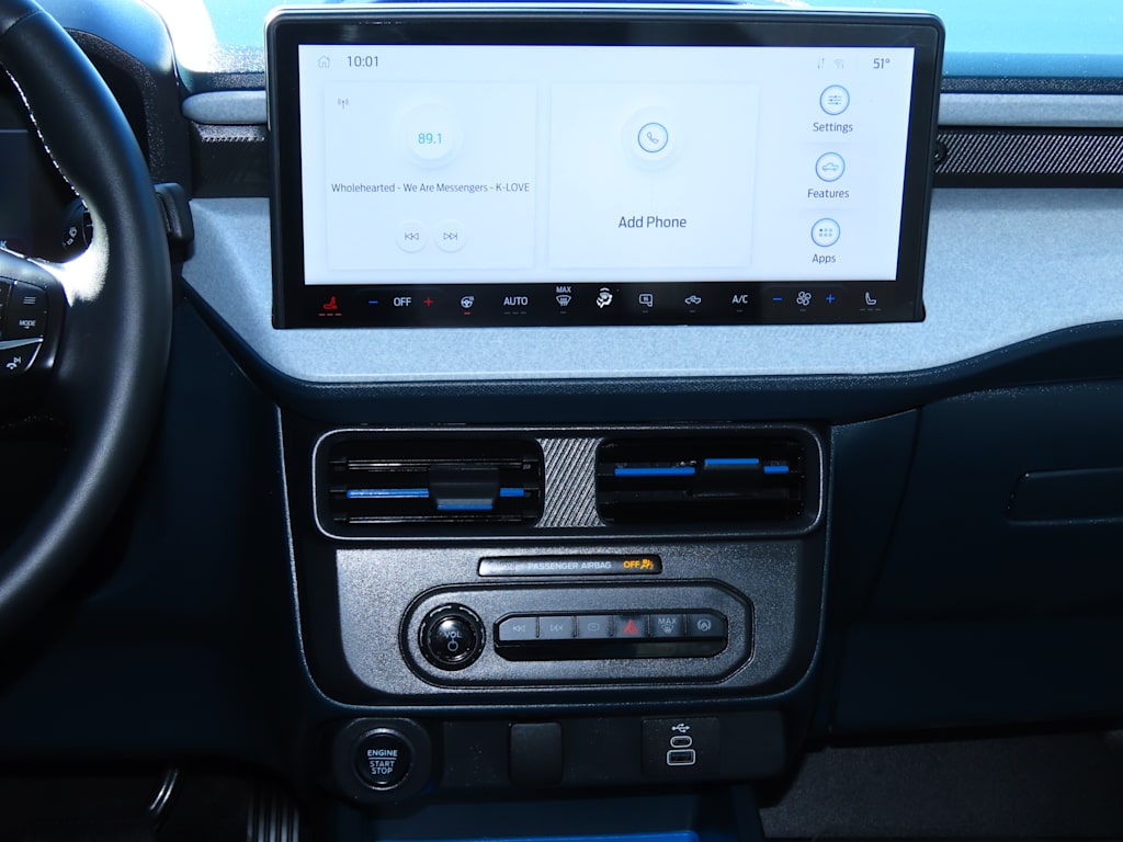 Thumbnail: 2025 Ford Maverick - 14