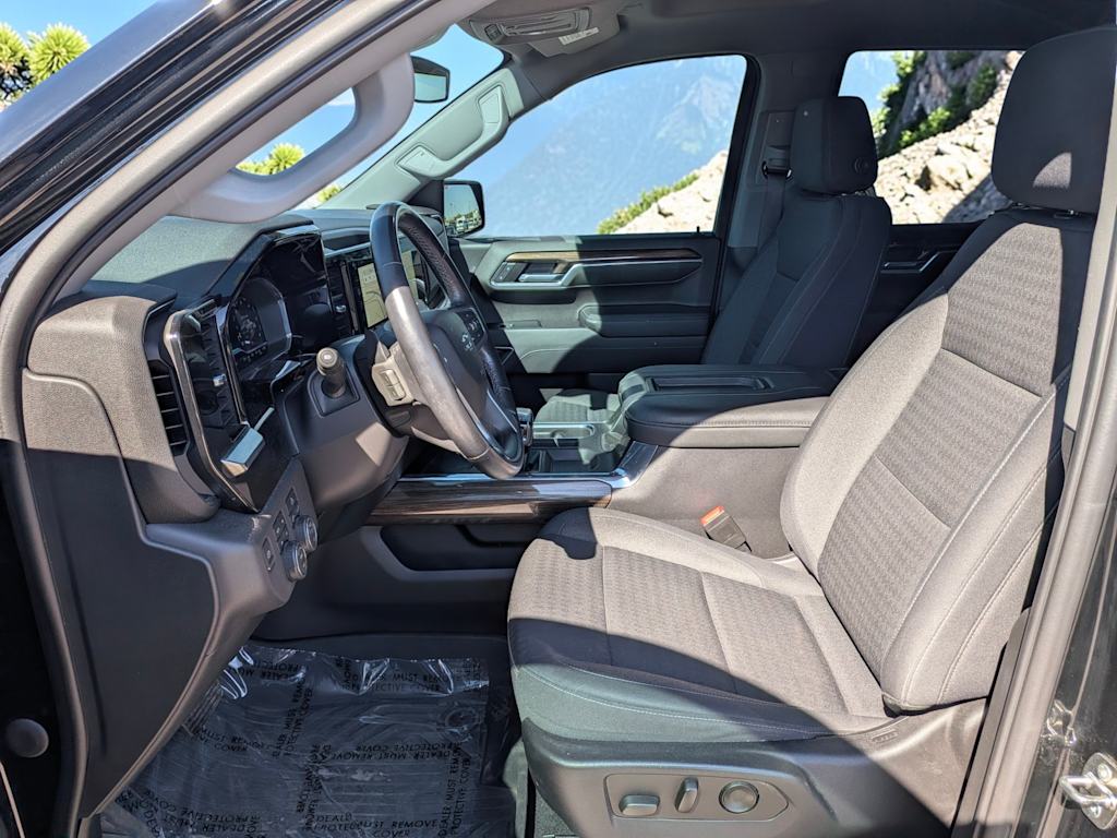 Thumbnail: 2022 Chevrolet Silverado 1500 - 11