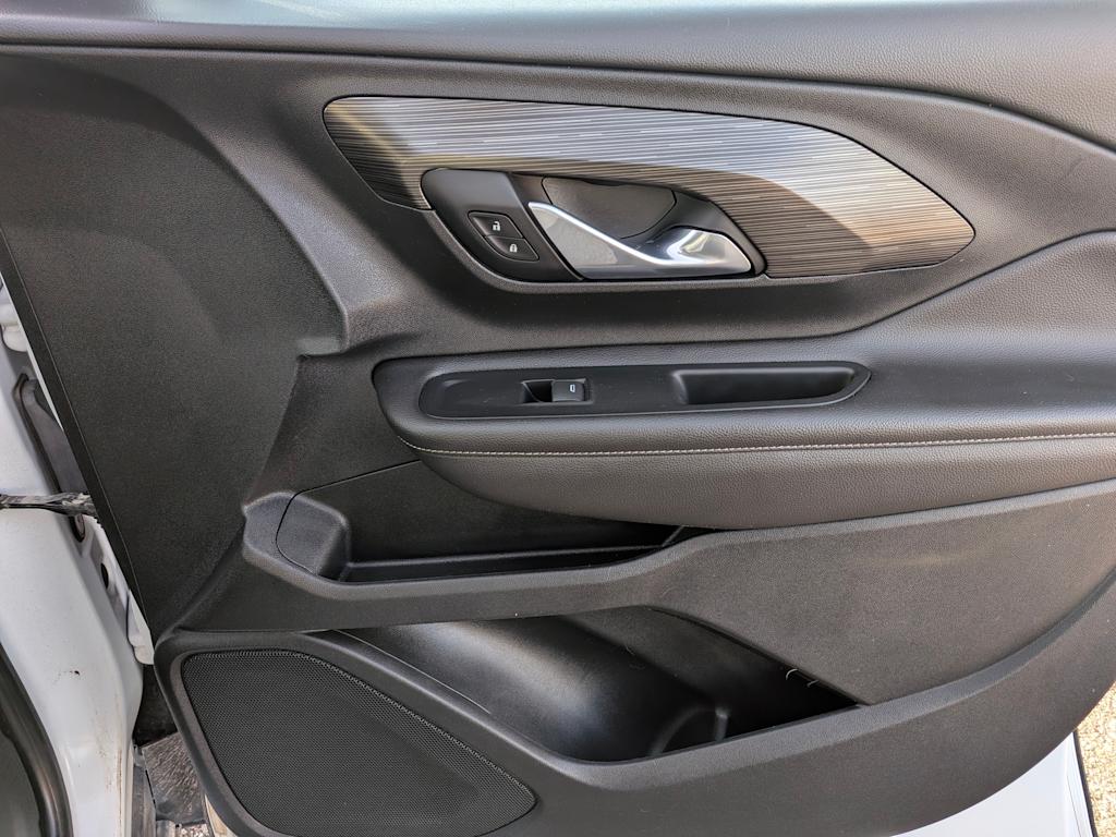 Thumbnail: 2022 GMC Terrain - 24