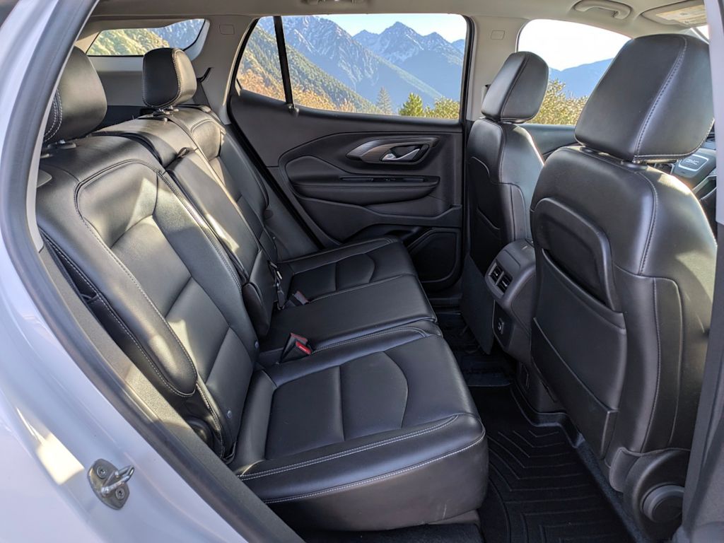 Thumbnail: 2022 GMC Terrain - 25