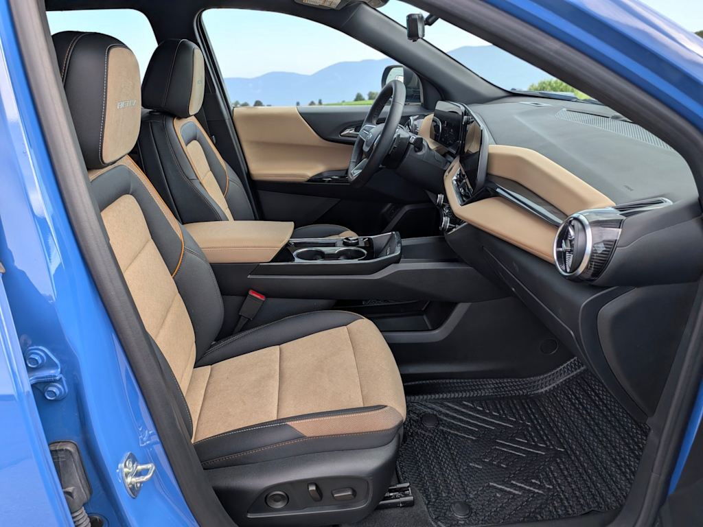 Thumbnail: 2026 Chevrolet Equinox - 12