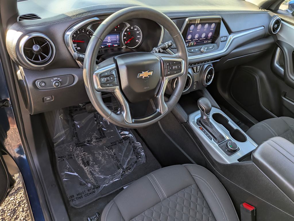 Thumbnail: 2022 Chevrolet Blazer - 2