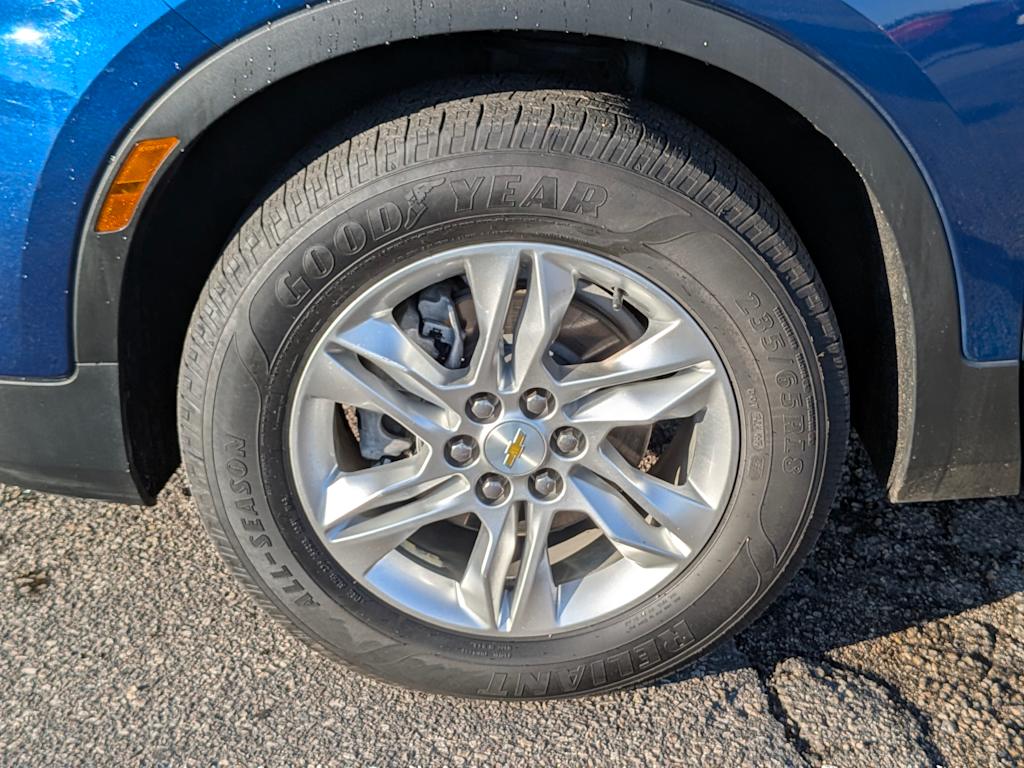 Thumbnail: 2022 Chevrolet Blazer - 8