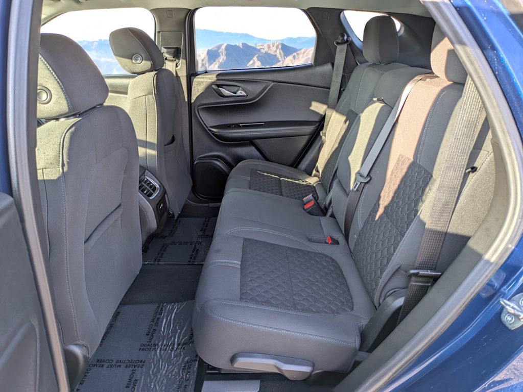 Thumbnail: 2022 Chevrolet Blazer - 32