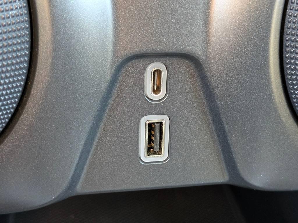 Thumbnail: 2022 Chevrolet Blazer - 20