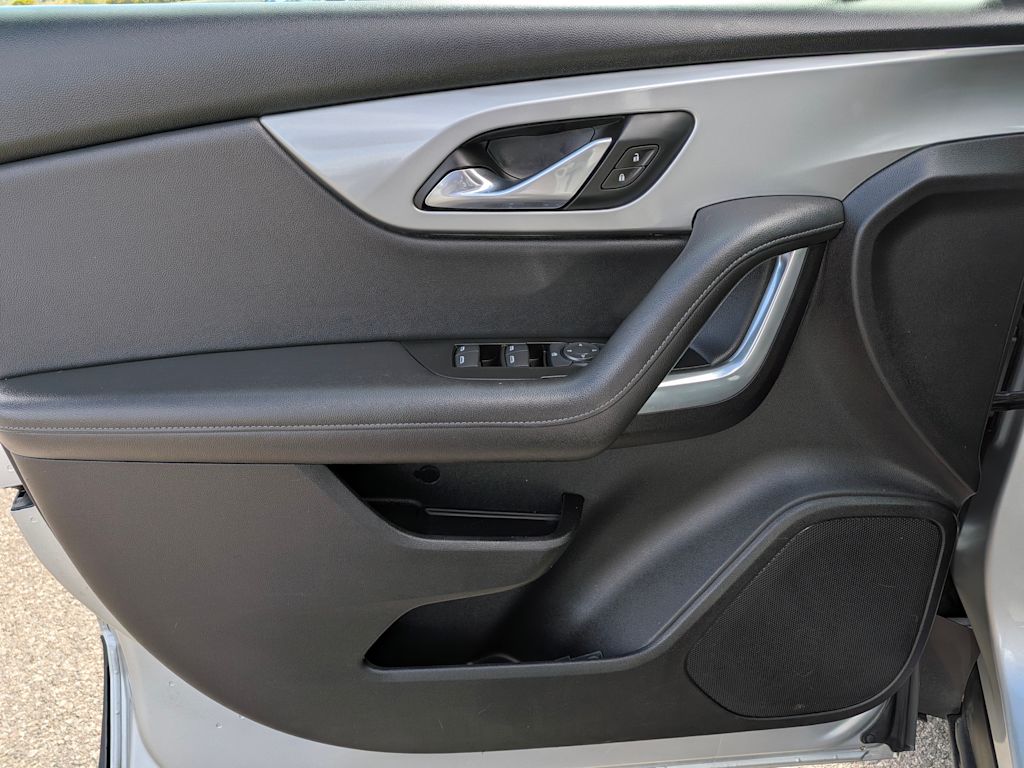 Thumbnail: 2020 Chevrolet Blazer - 25