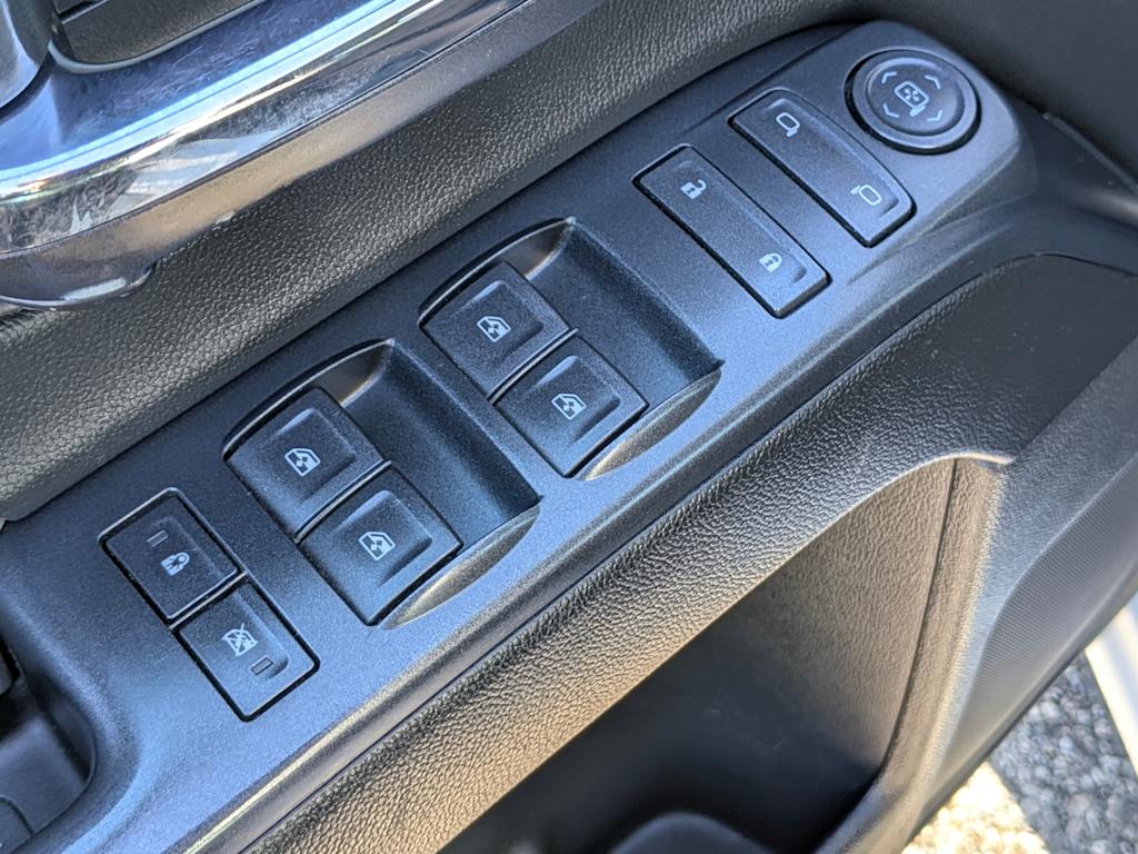 Thumbnail: 2016 GMC Sierra 1500 - 27