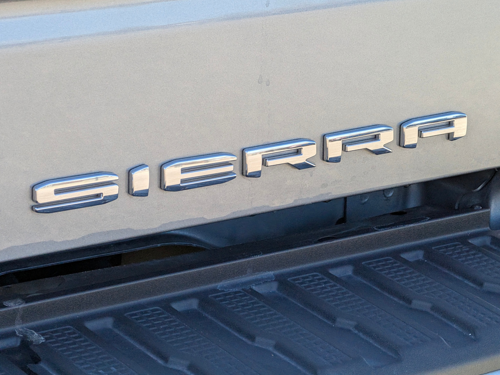 Thumbnail: 2023 GMC Sierra 1500 - 27