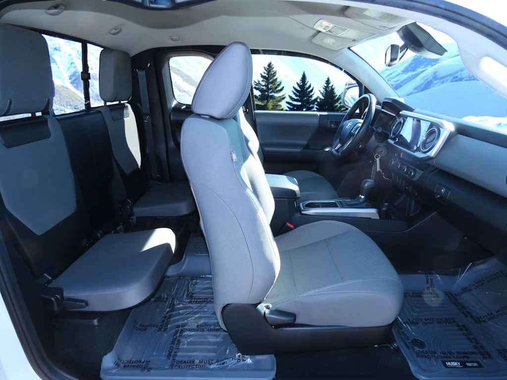 Thumbnail: 2022 Toyota Tacoma - 28