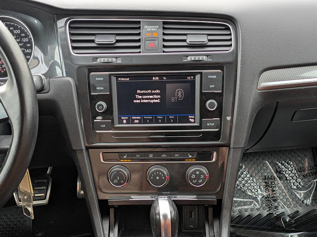 Thumbnail: 2019 Volkswagen Golf - 15