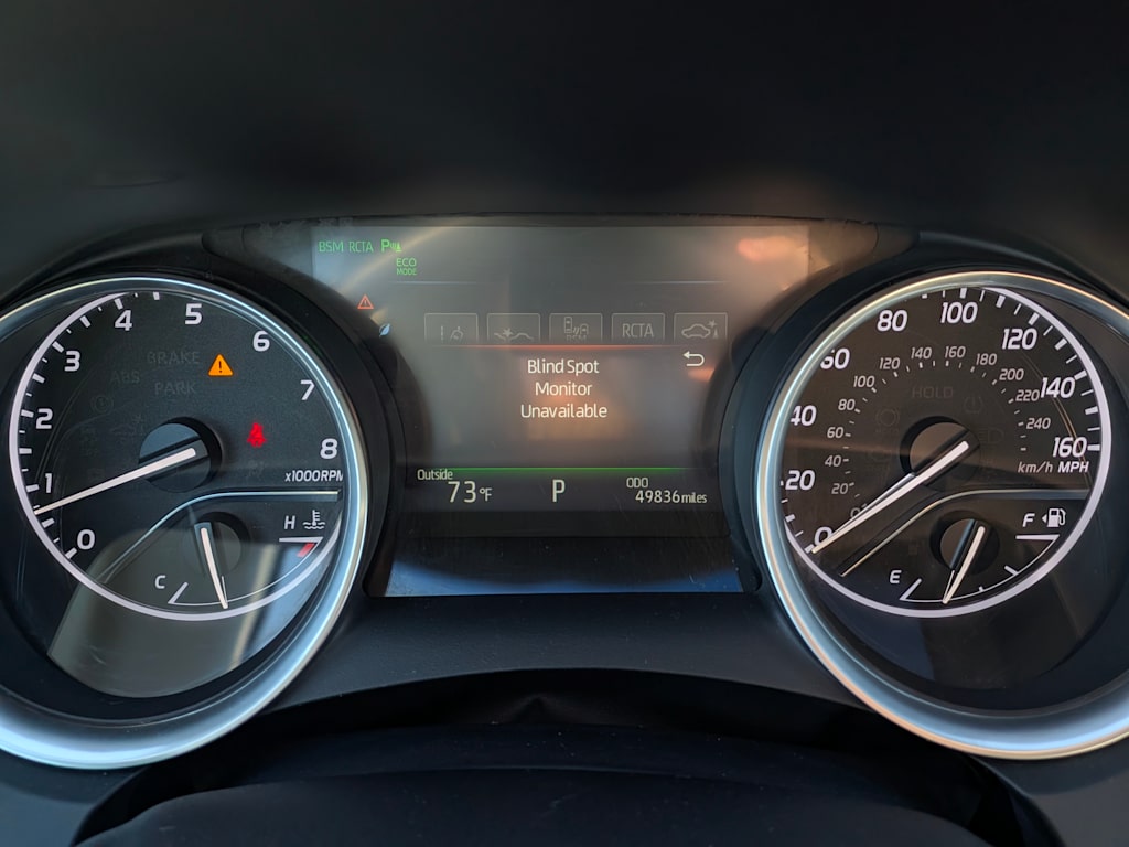 Thumbnail: 2018 Toyota Camry - 16