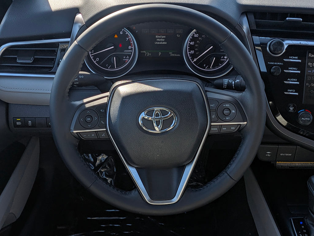 Thumbnail: 2018 Toyota Camry - 13