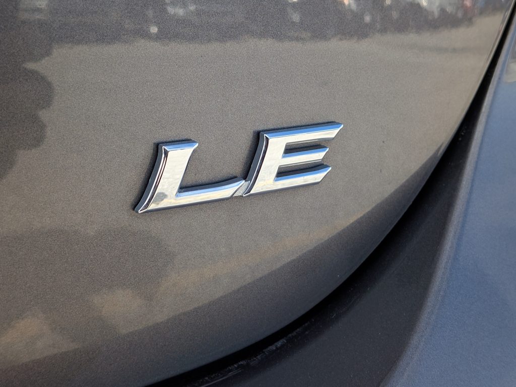 2023 Toyota Camry LE 28