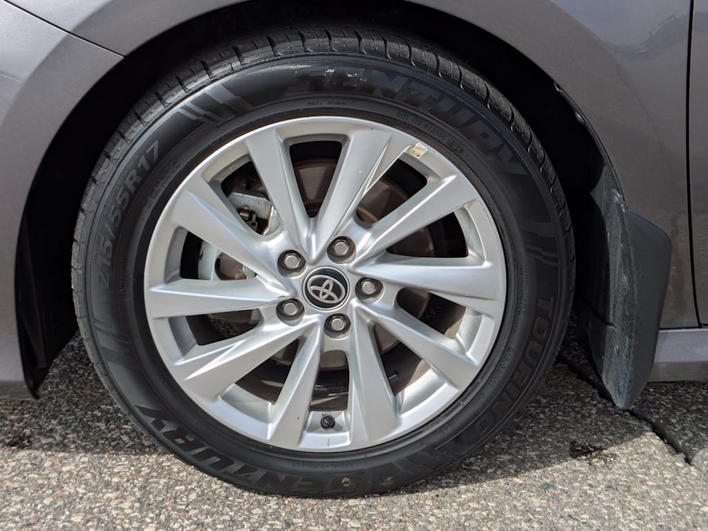2023 Toyota Camry LE 8