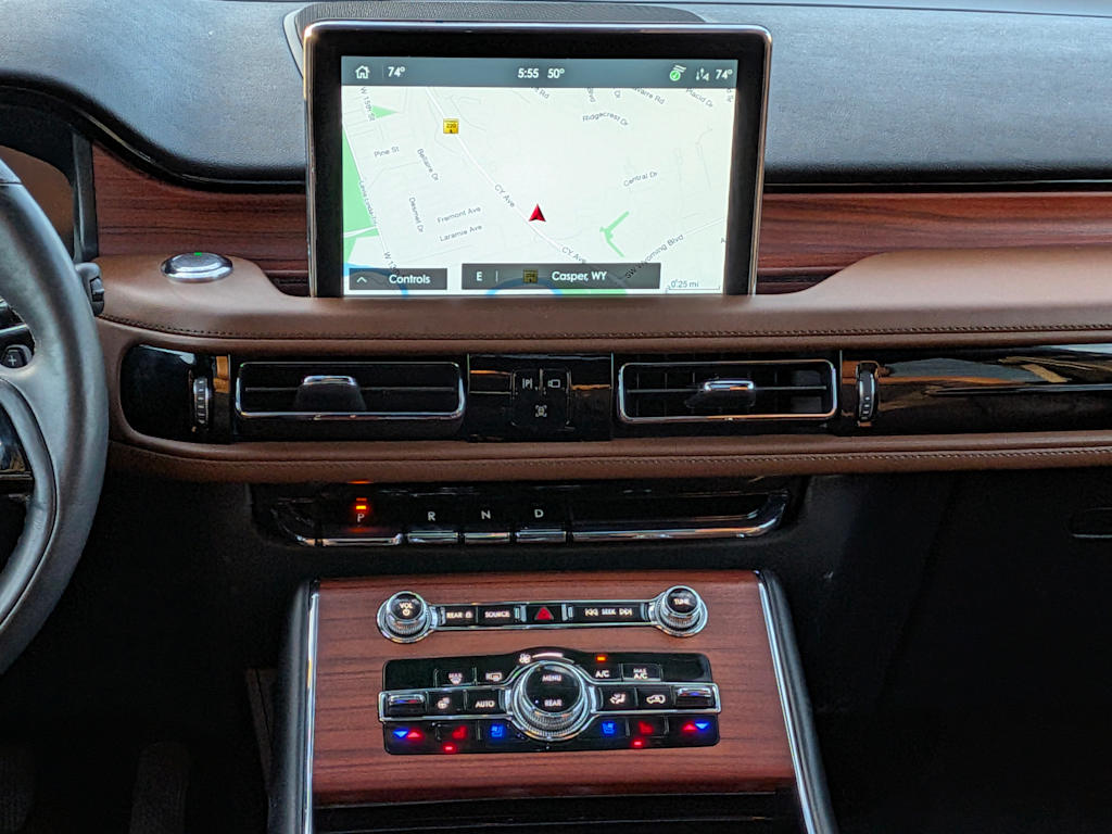 Thumbnail: 2023 Lincoln Aviator - 15