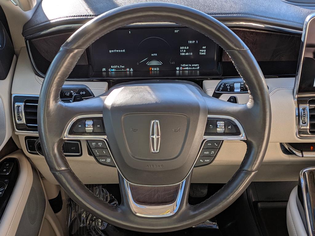 Thumbnail: 2021 Lincoln Navigator - 13