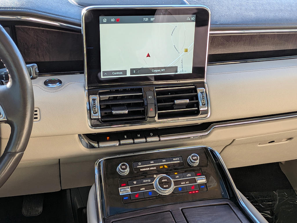 Thumbnail: 2021 Lincoln Navigator - 14