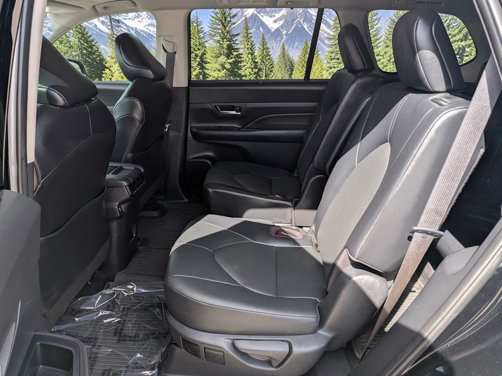 Thumbnail: 2024 Toyota Grand Highlander - 13