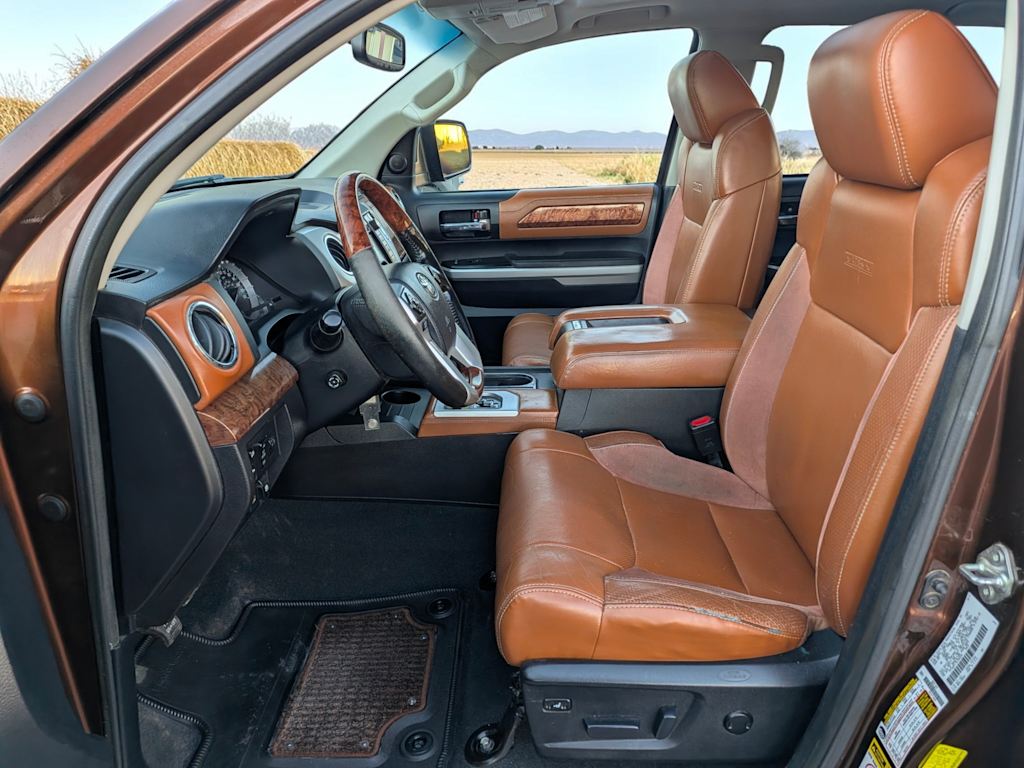 Thumbnail: 2011 Toyota Tundra - 11
