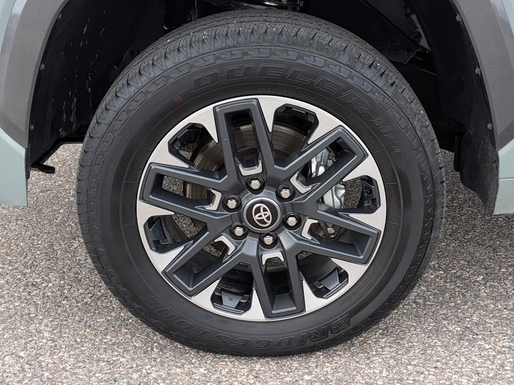 Thumbnail: 2025 Toyota Tundra - 8