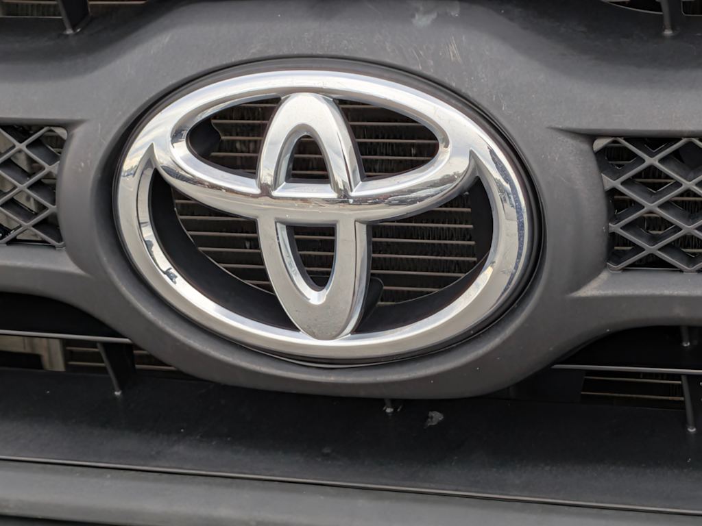 Thumbnail: 2014 Toyota Tacoma - 7