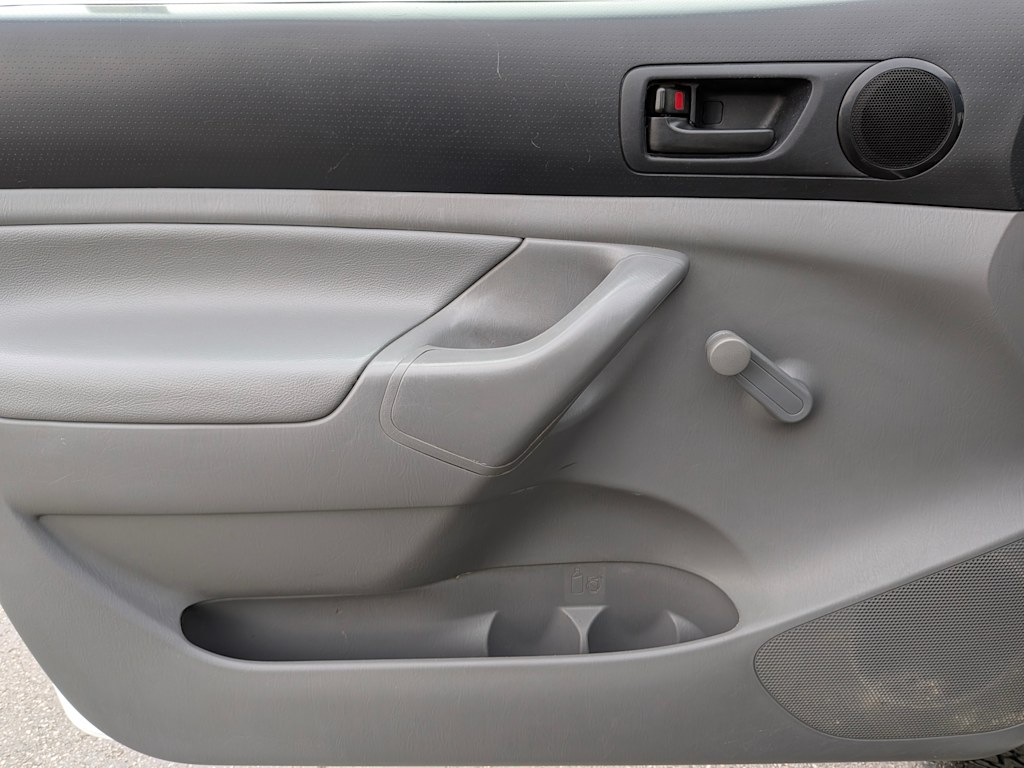 Thumbnail: 2014 Toyota Tacoma - 25