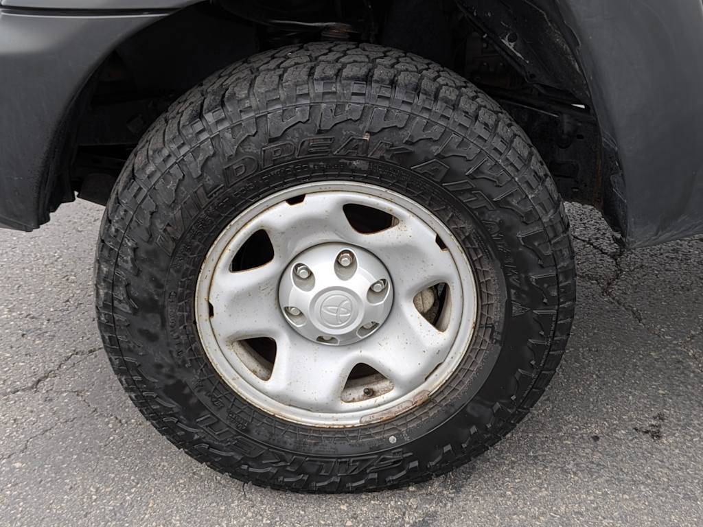 Thumbnail: 2014 Toyota Tacoma - 8