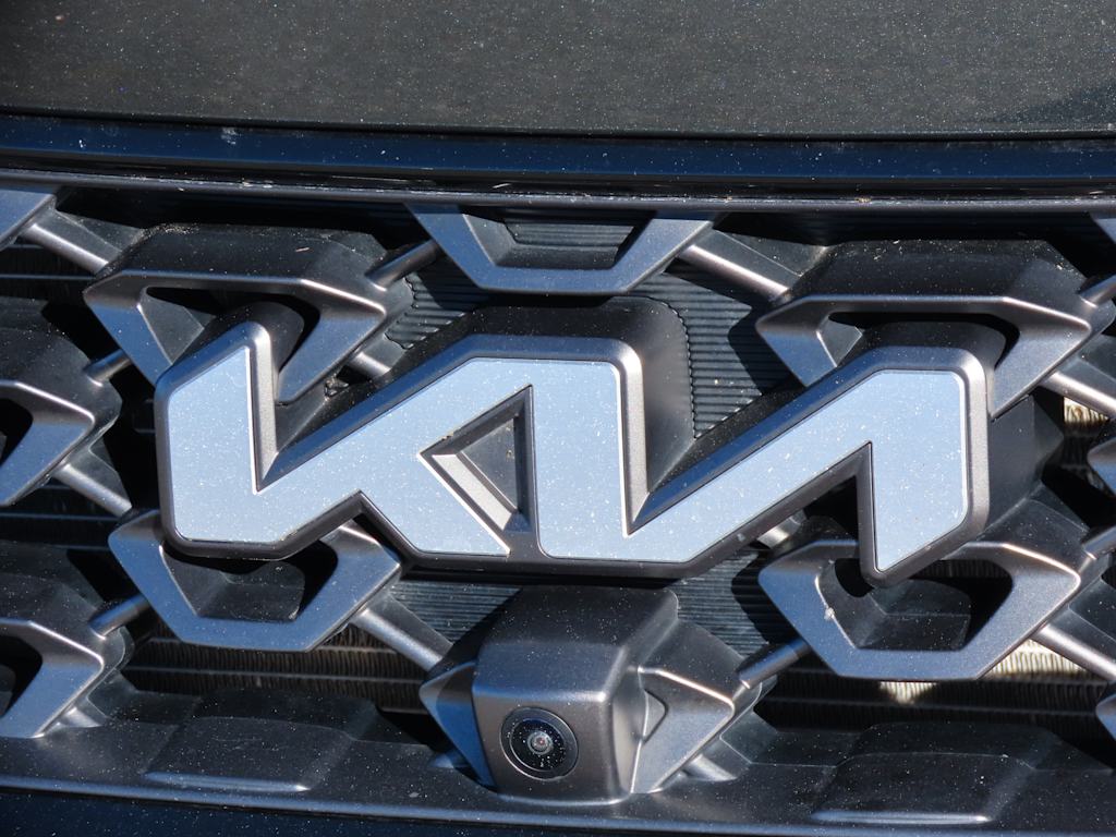 Thumbnail: 2022 Kia Sorento - 15