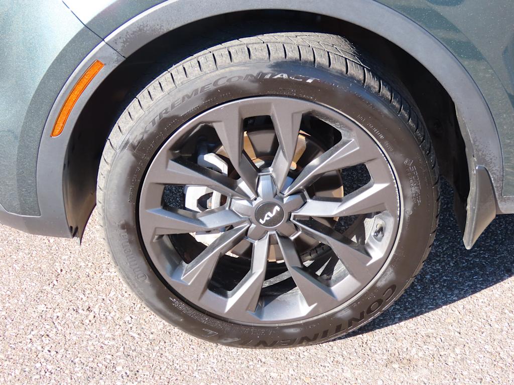 Thumbnail: 2022 Kia Sorento - 8