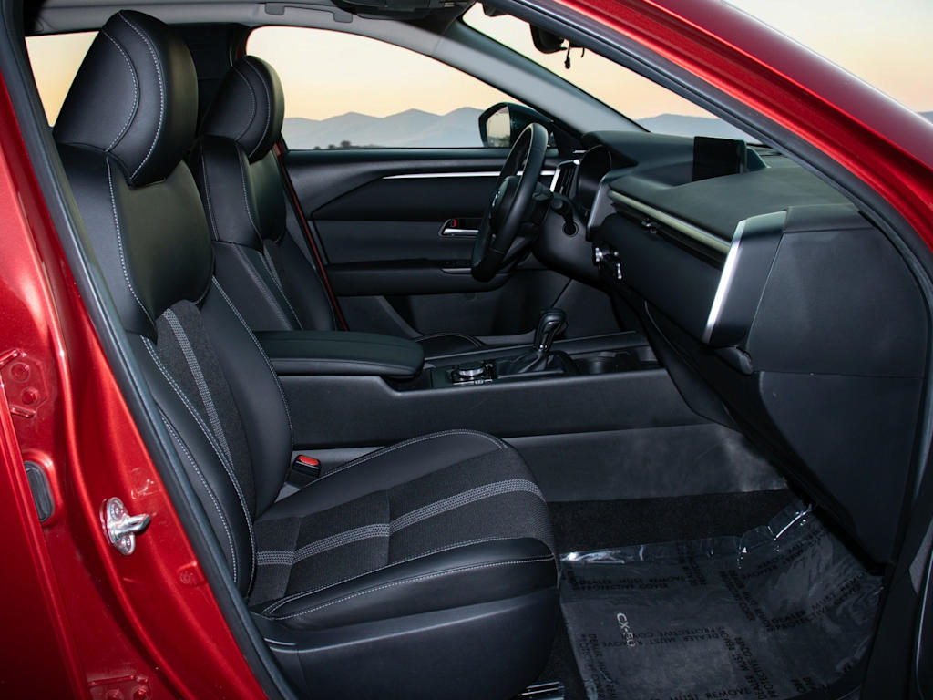 Thumbnail: 2024 Mazda CX-50 - 12