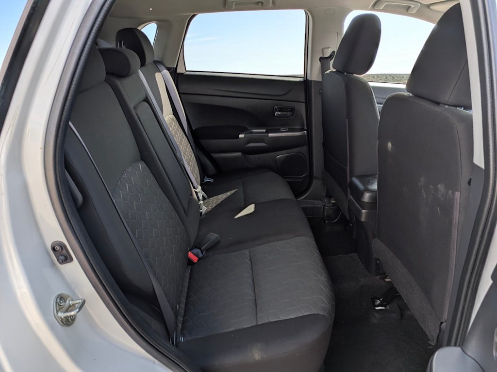 Thumbnail: 2021 Mitsubishi Outlander Sport - 25